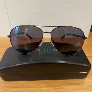 NIB Ted Baker London Gunmetal Aviators